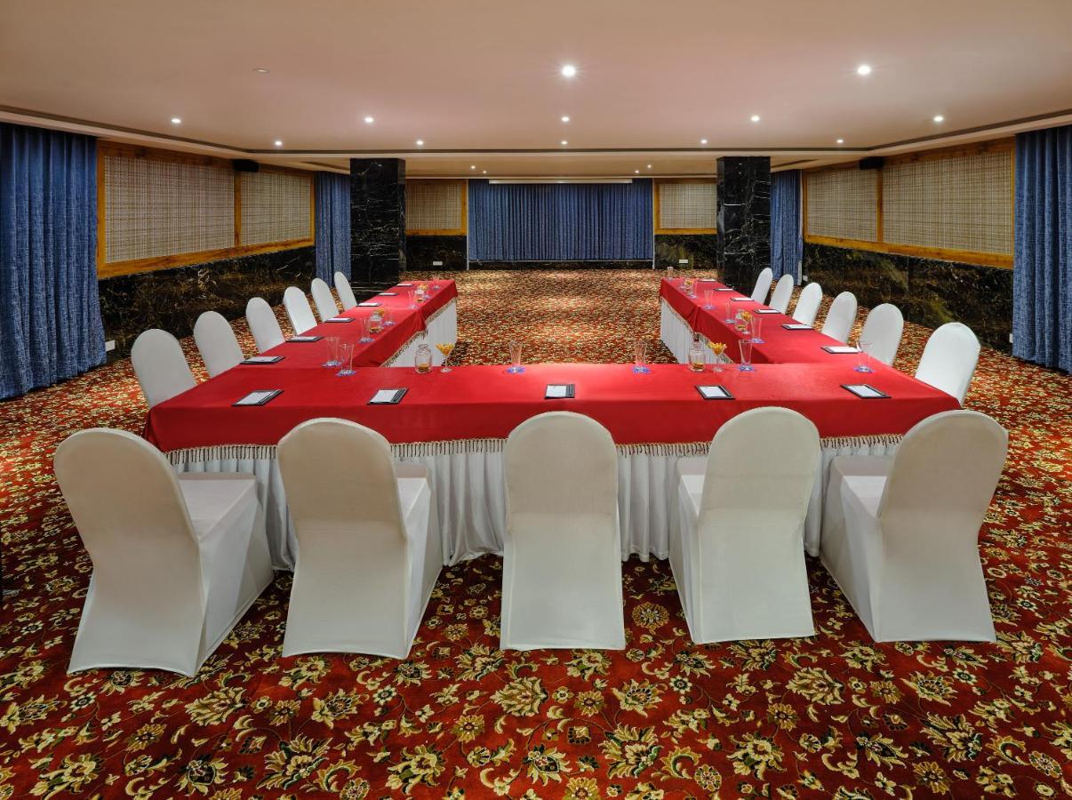 Essentia Premier Omr होटल Chennai